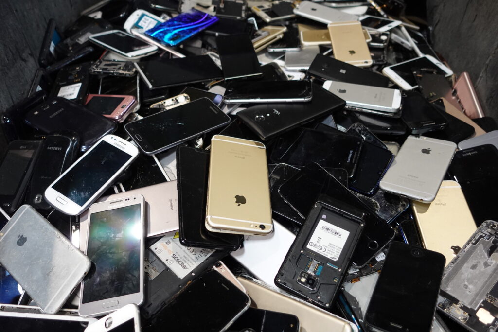 Handyschrott B – Smartphones