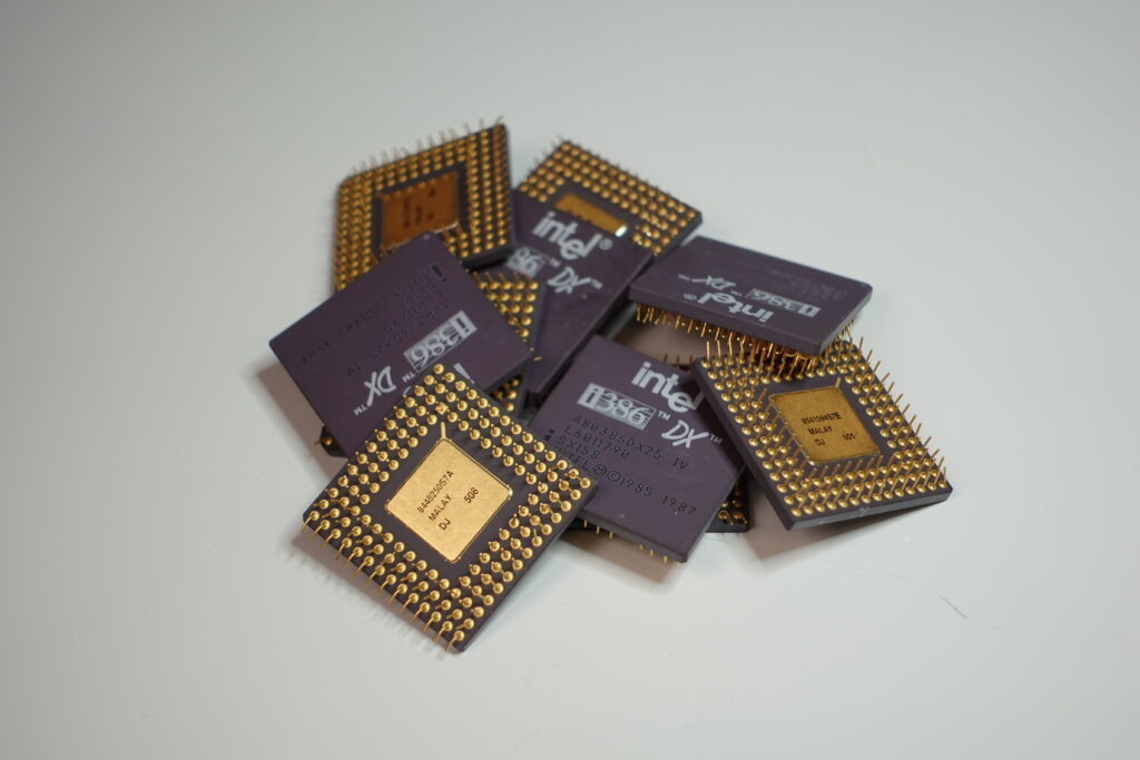 Keramik CPU mit Goldcap